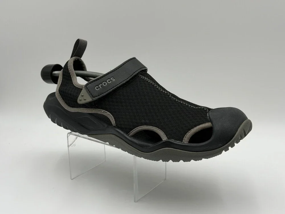 Crocs Swiftwater Mesh Men’s Size 13 Sandals Shoes Black Closed Toe Comfort